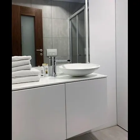 Artemus Karliva Appartement