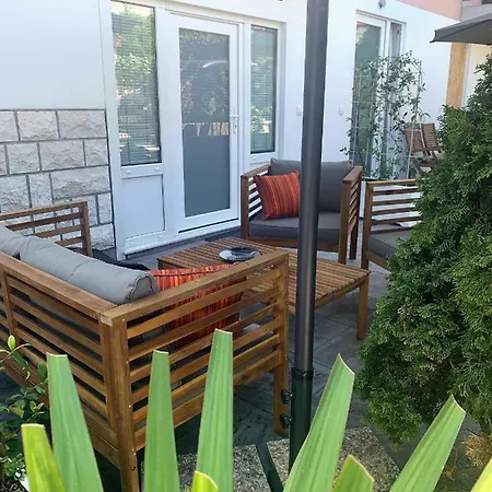 Appartement Artemus Karliva