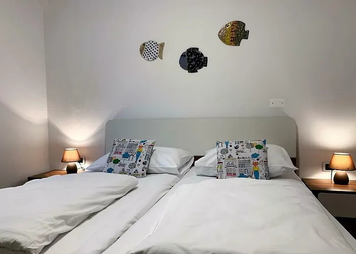 Artemus Karliva アパート イゾラ