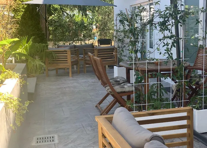 アパート Artemus Karliva イゾラ